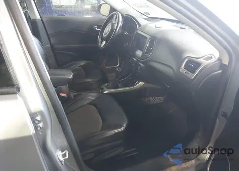 2020 Jeep Compass Sun And Safety 4X4 from USA, damaged, VIN 3C4NJDBB4LT255296